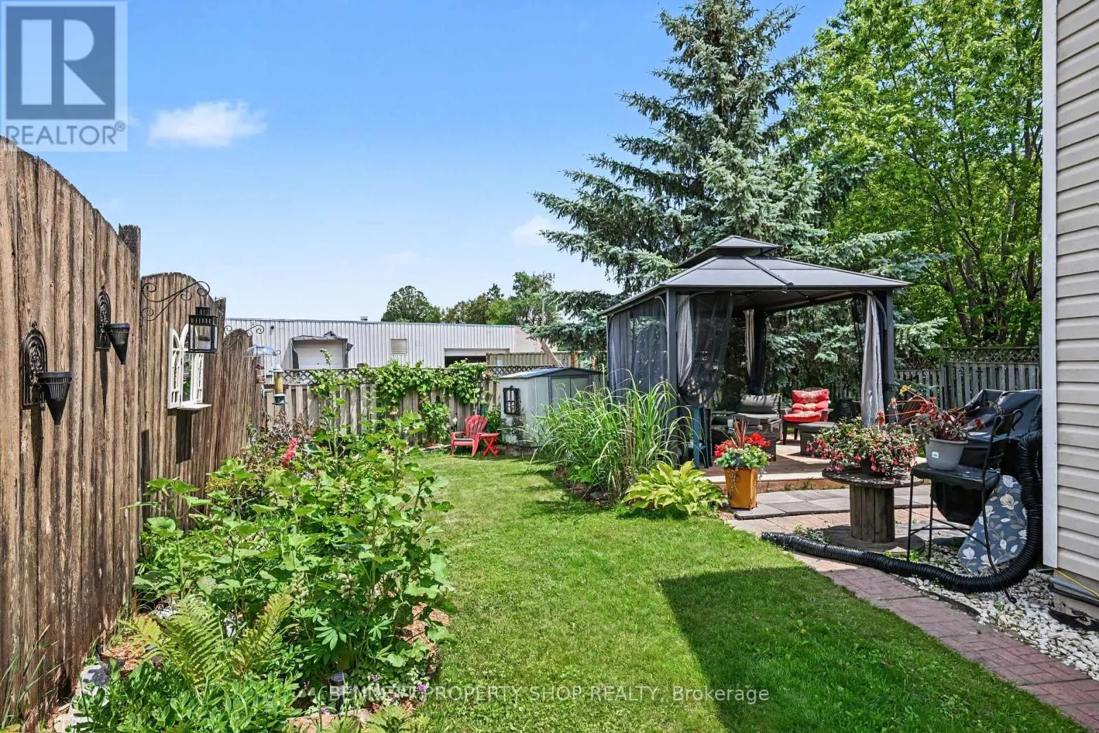 9 HUYCK DRIVE