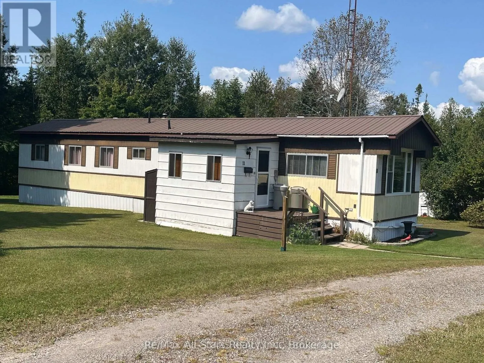 11 BEVERLY ROAD