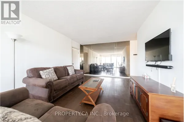 404 - 45 WESTMOUNT ROAD N