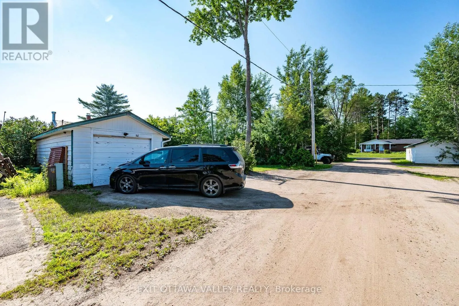 41 HURON STREET