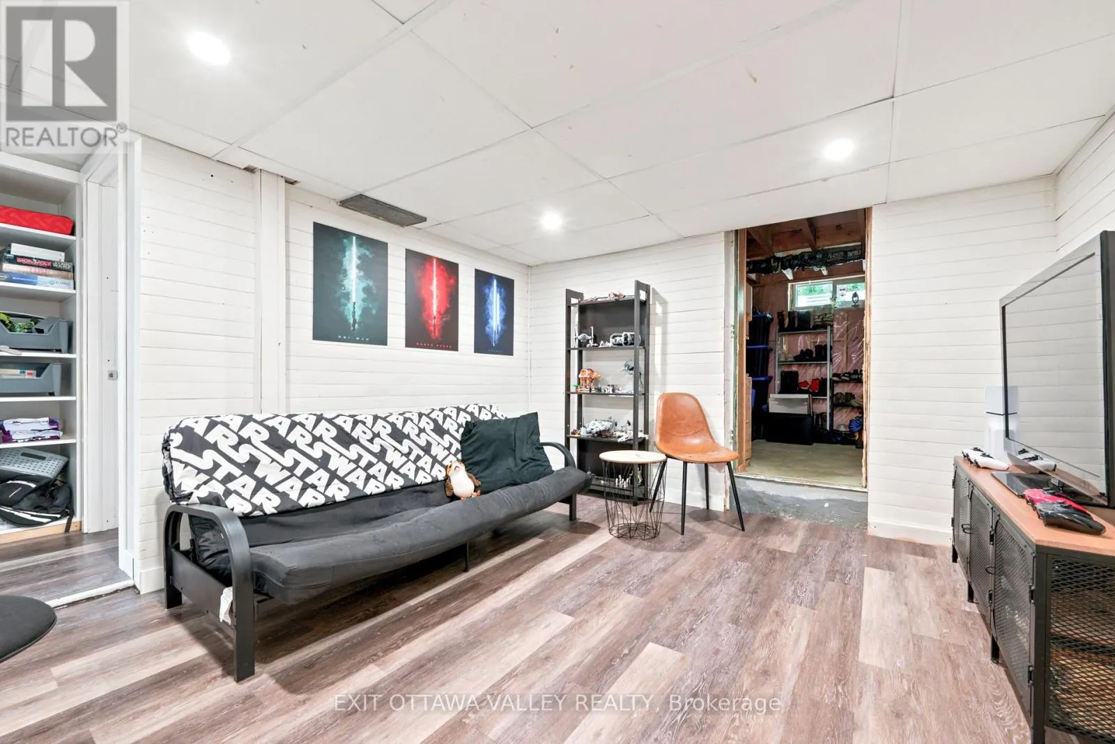 41 HURON STREET