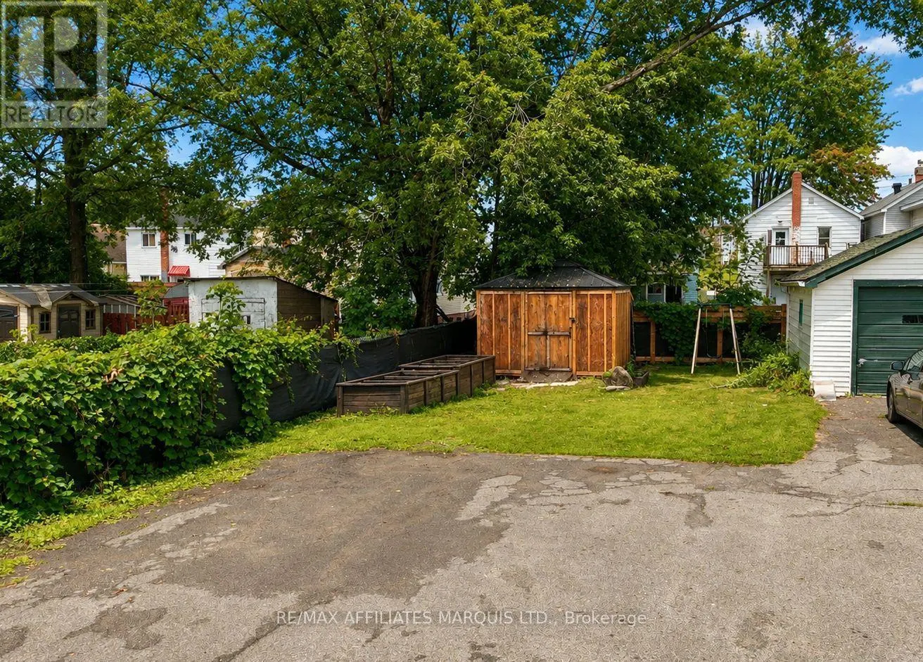 54 LEFEBVRE AVENUE