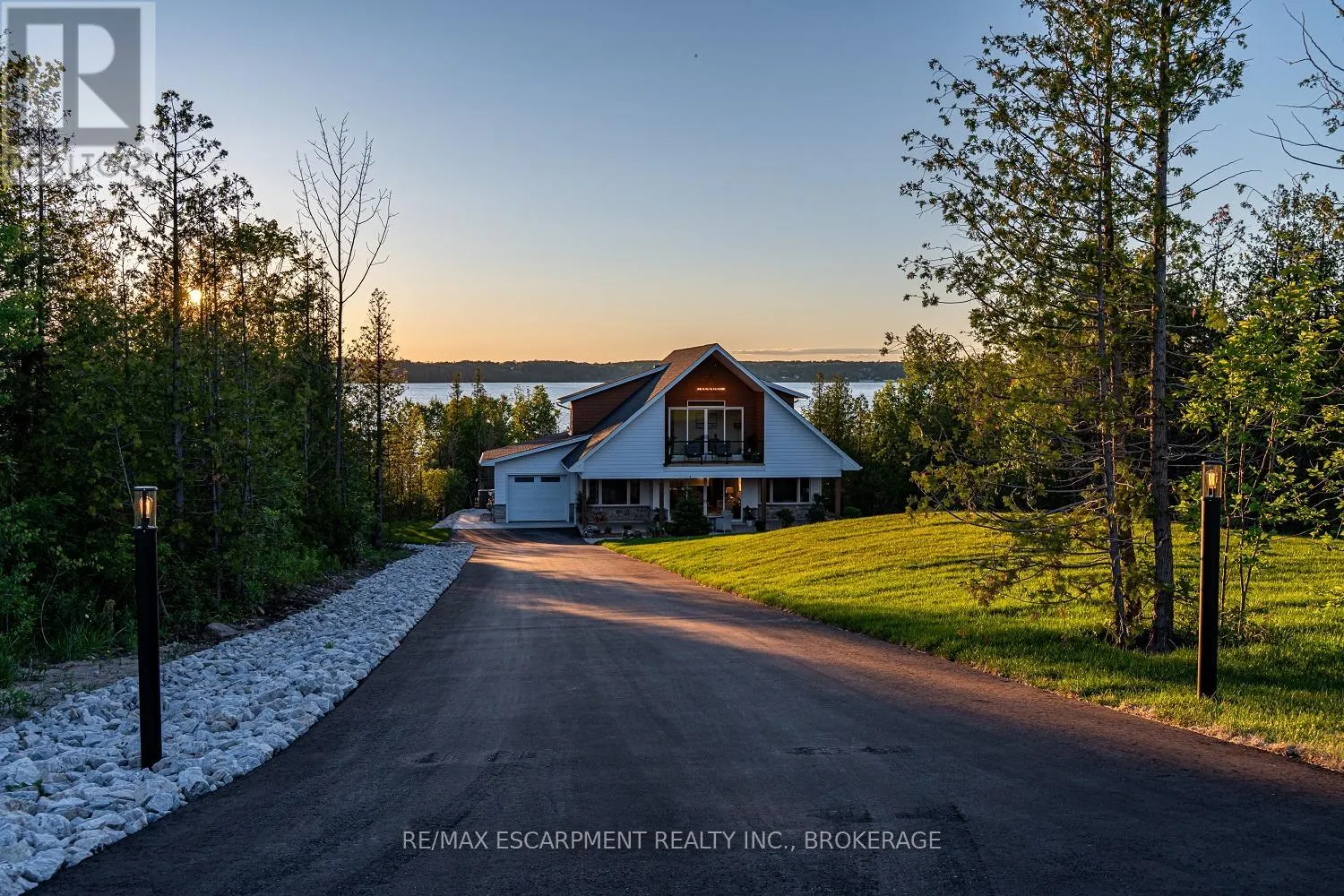 165 WILSON DRIVE