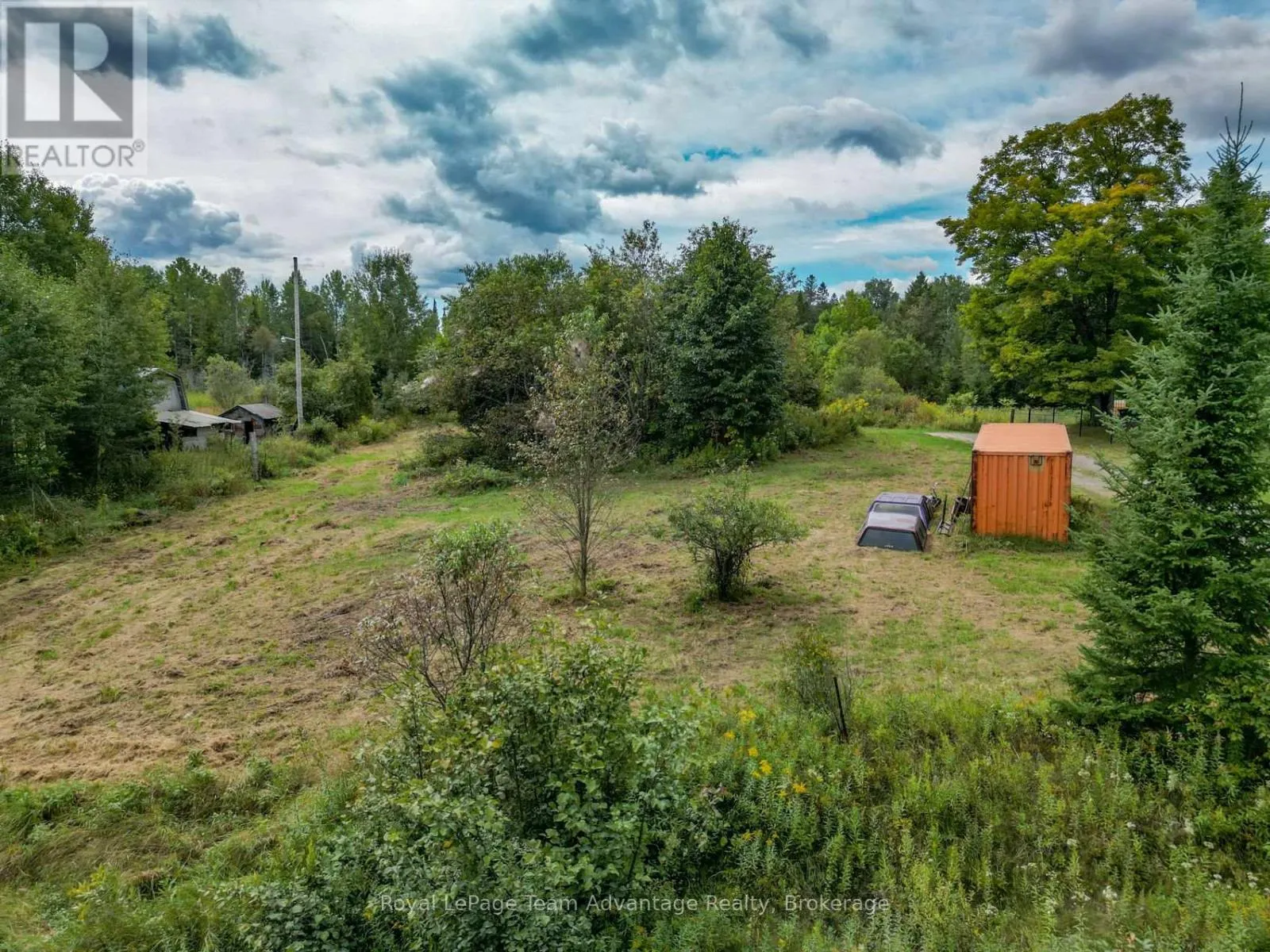 2 MAPLE ISLAND ROAD