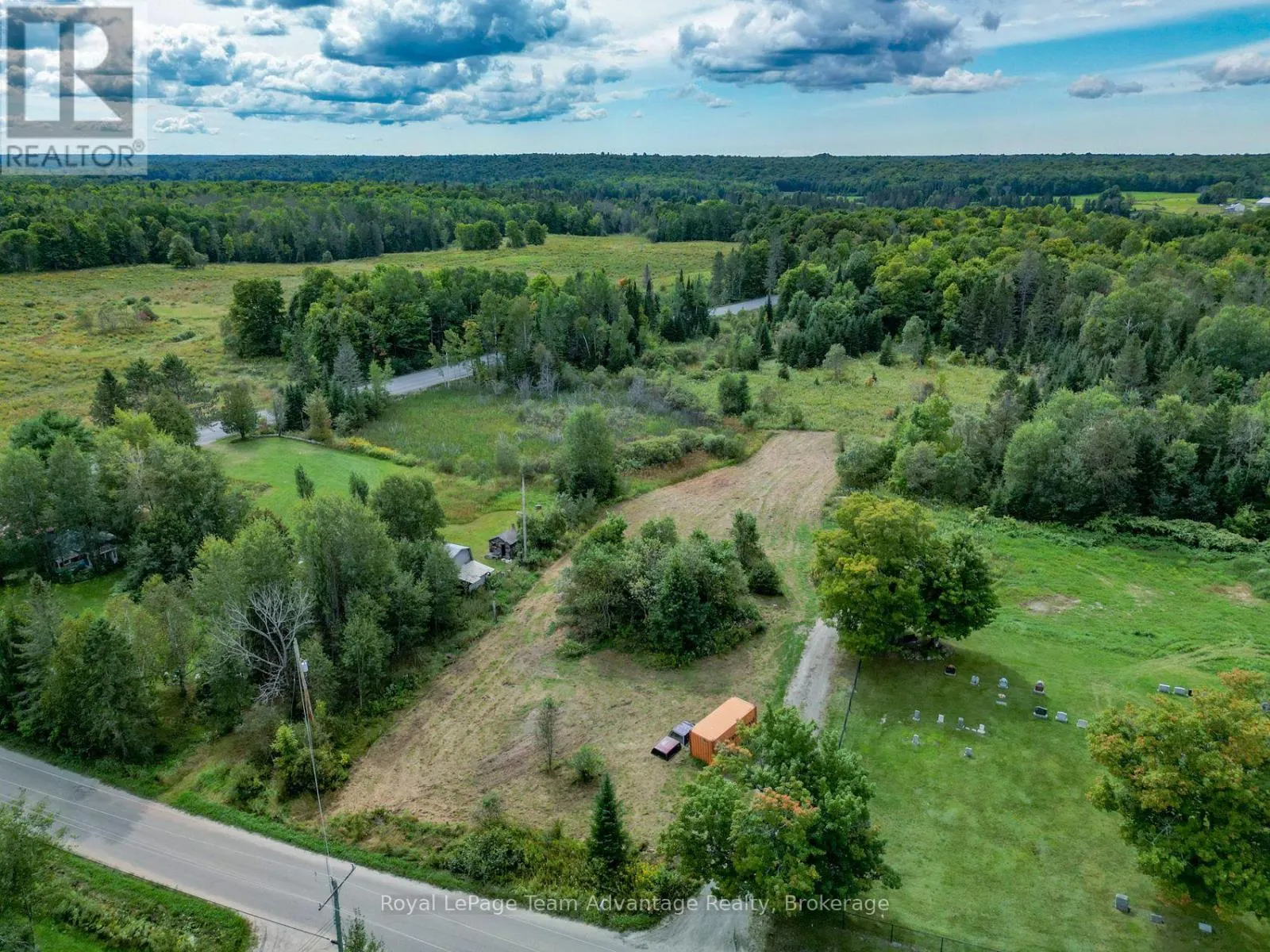 2 MAPLE ISLAND ROAD