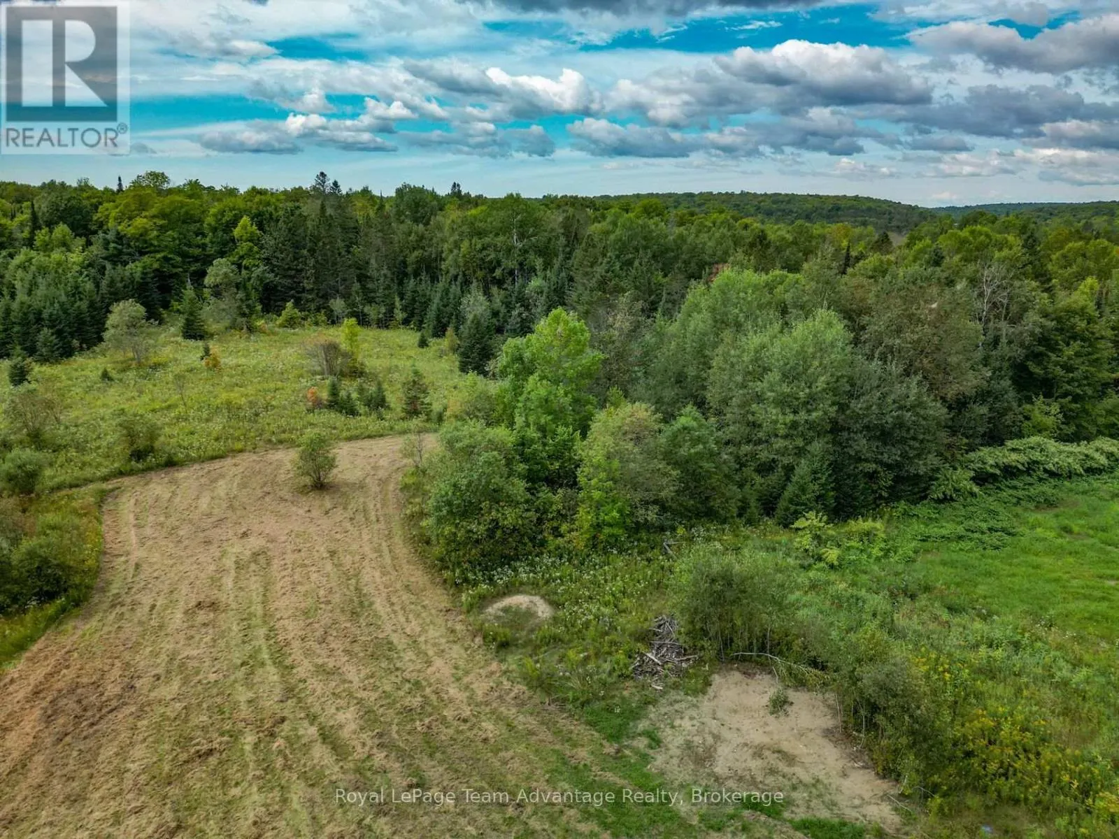 2 MAPLE ISLAND ROAD
