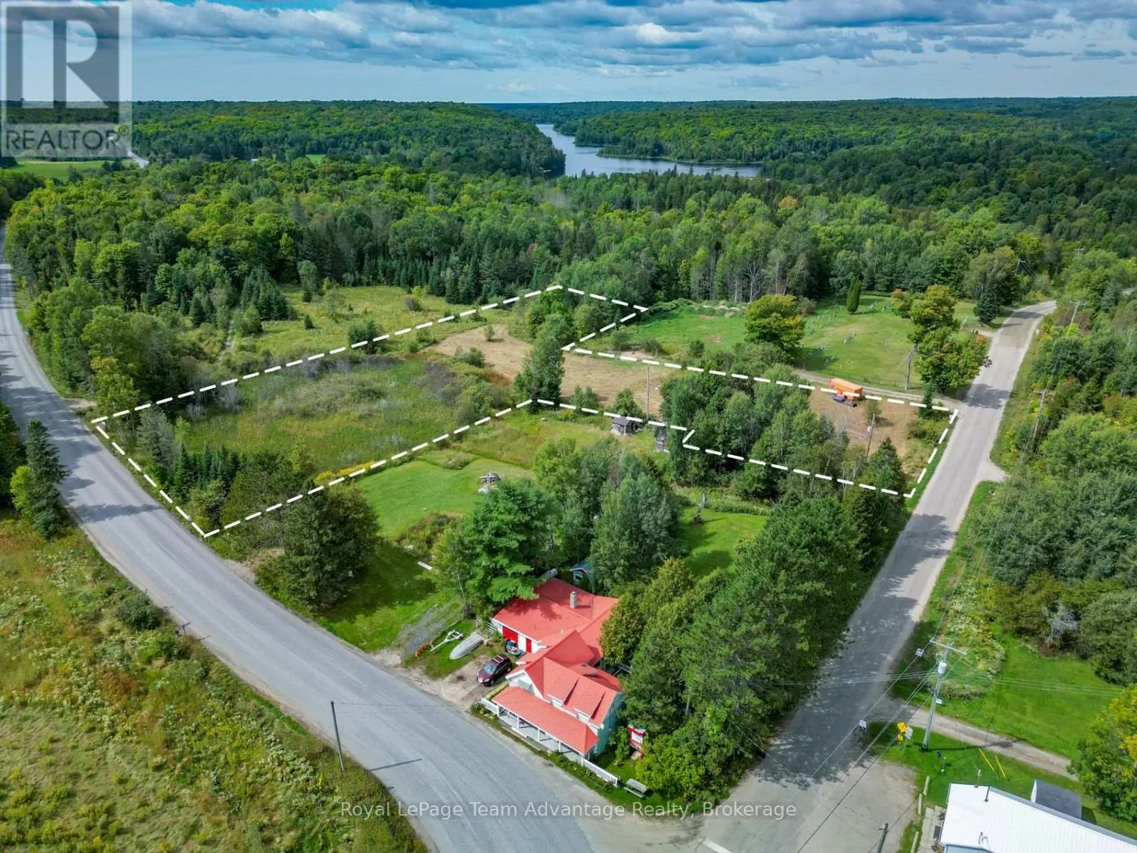 2 MAPLE ISLAND ROAD