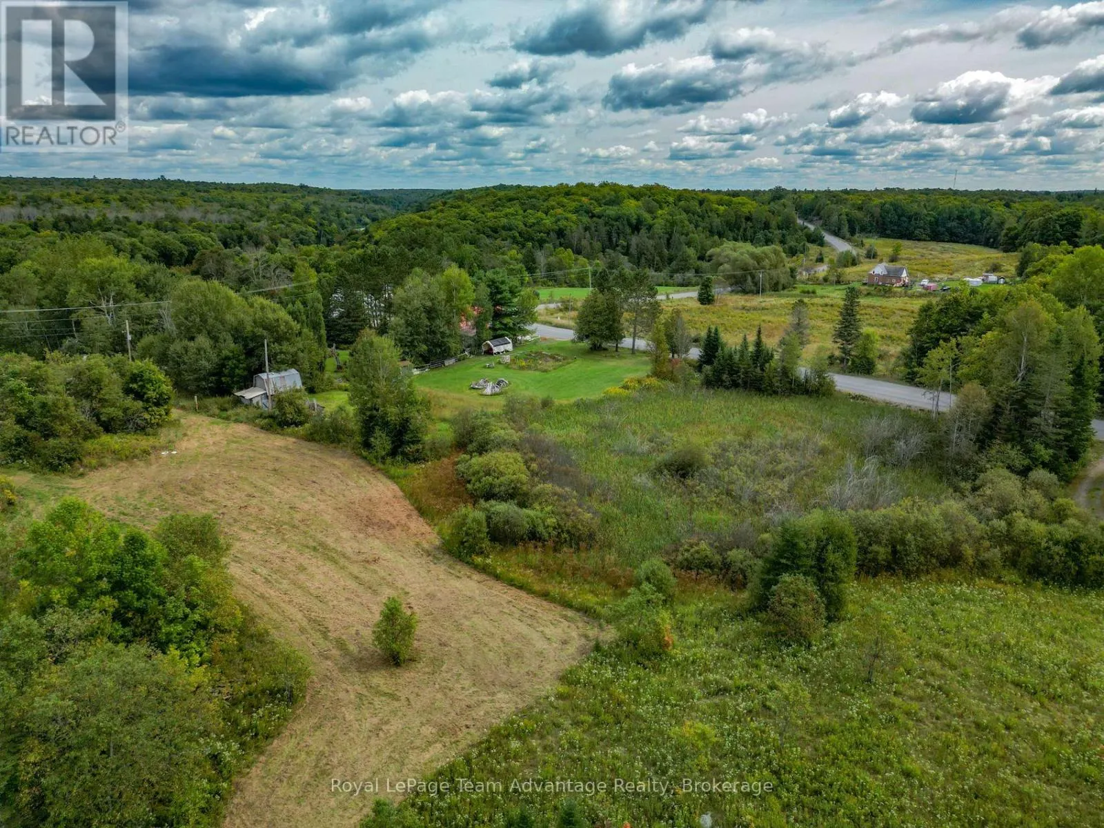 2 MAPLE ISLAND ROAD