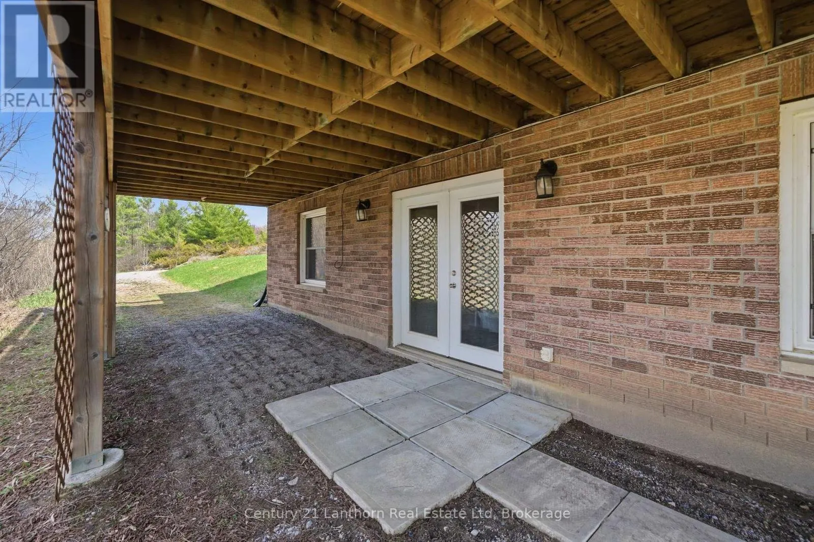 656A COOPER ROAD