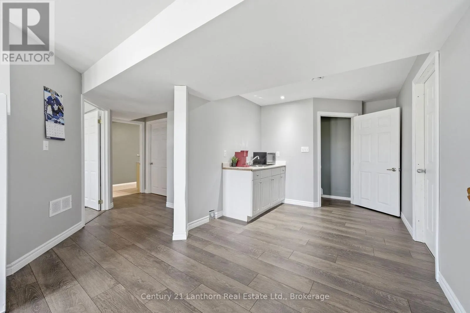 656A COOPER ROAD
