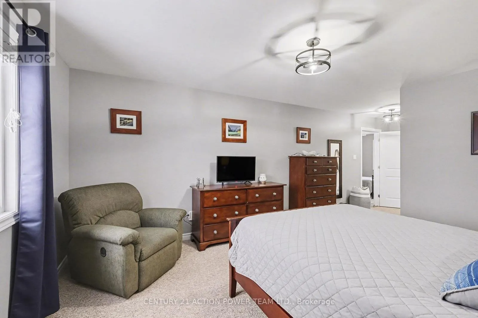 7 RICHER STREET S