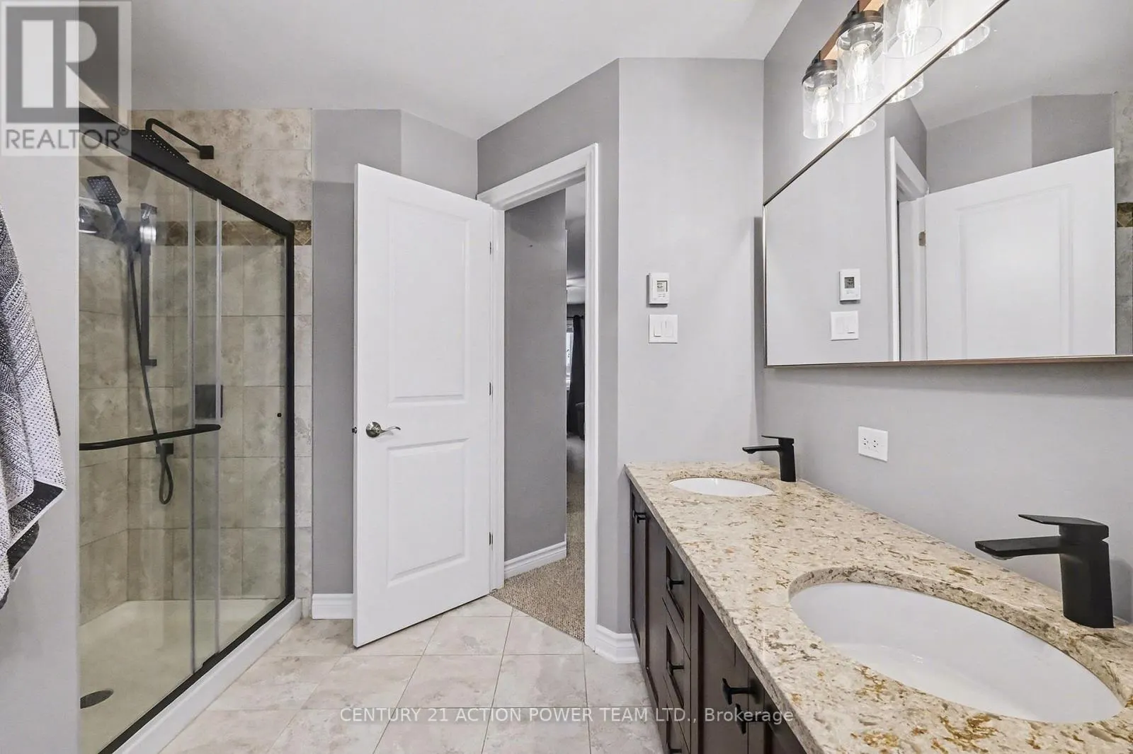 7 RICHER STREET S