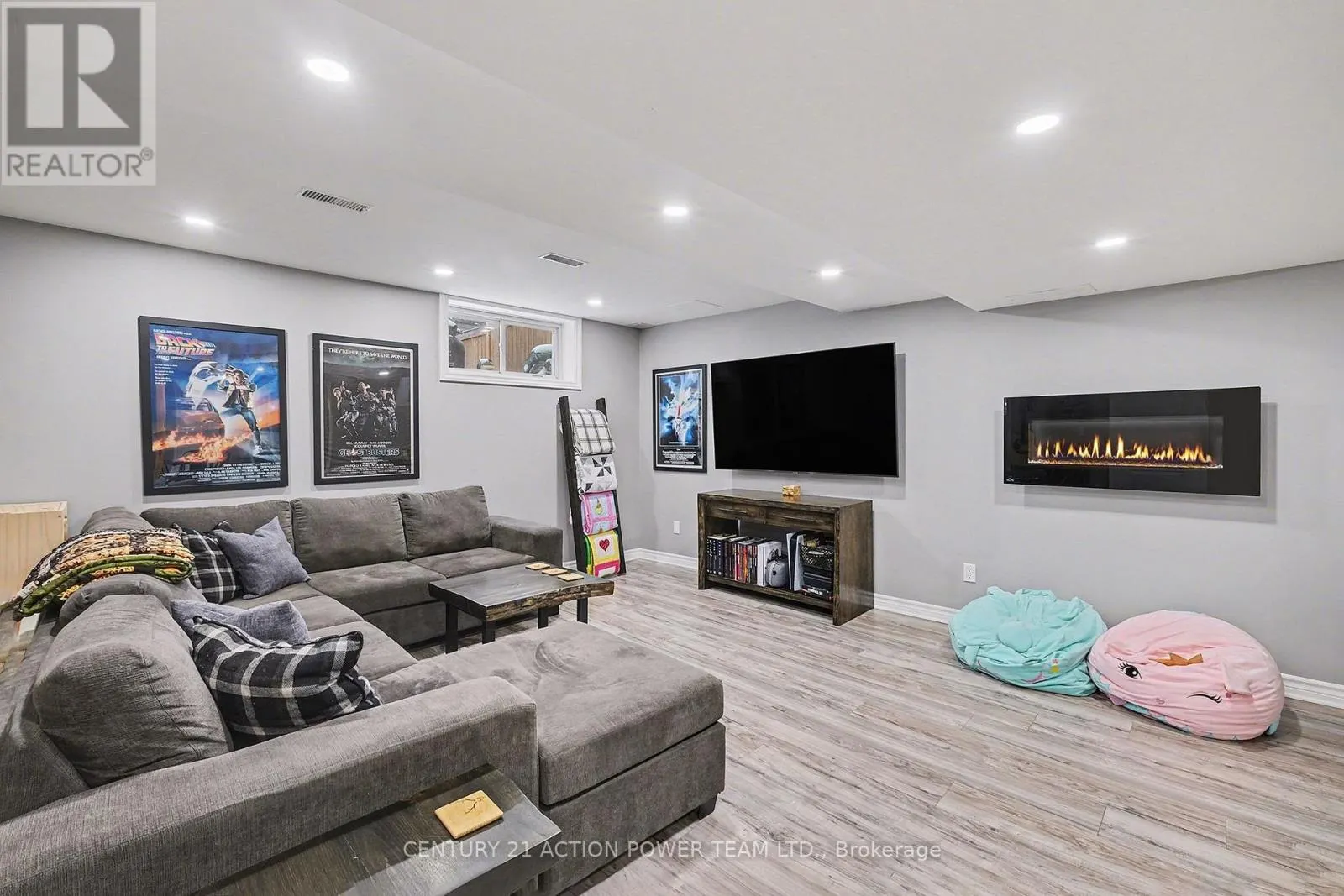 7 RICHER STREET S