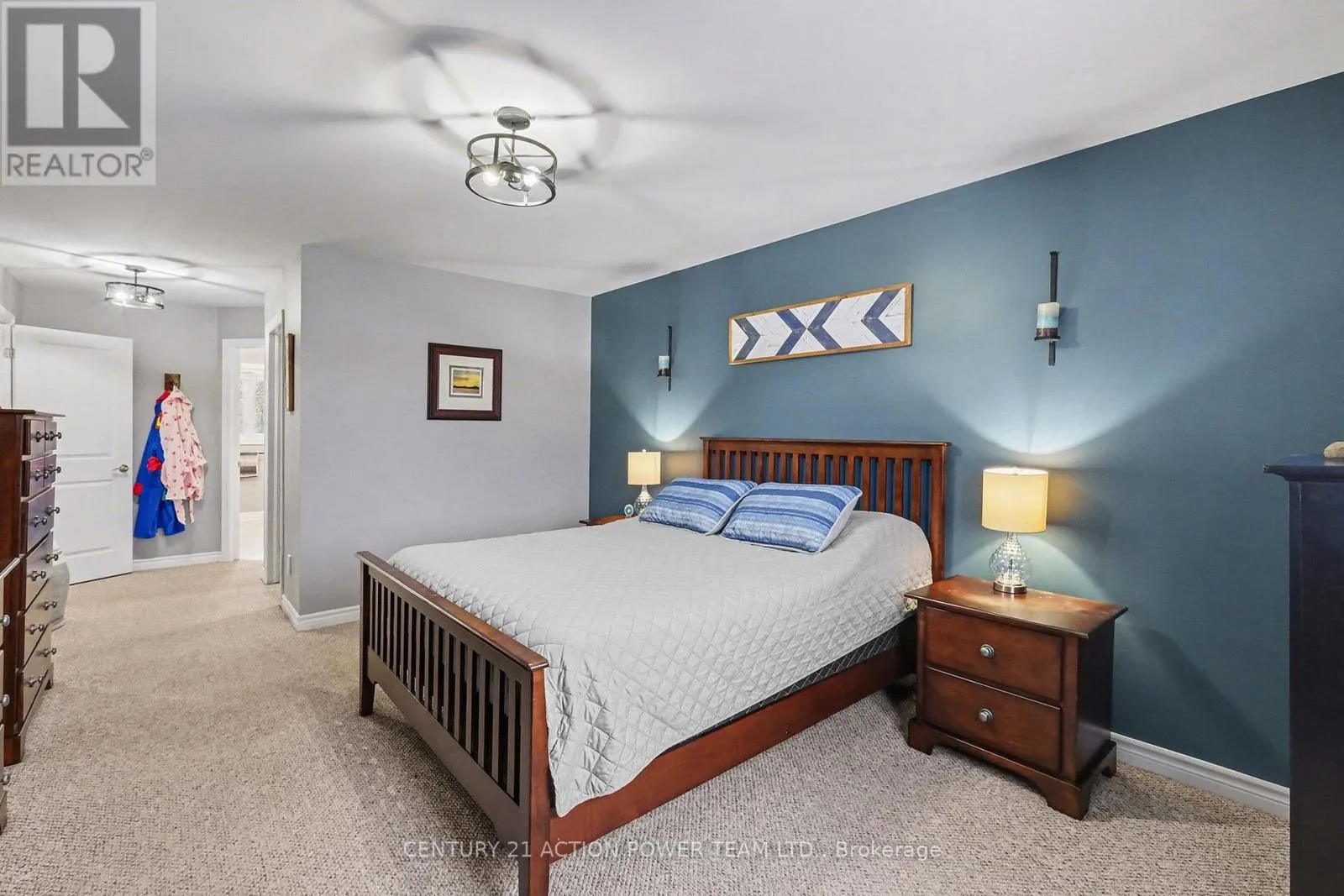 7 RICHER STREET S
