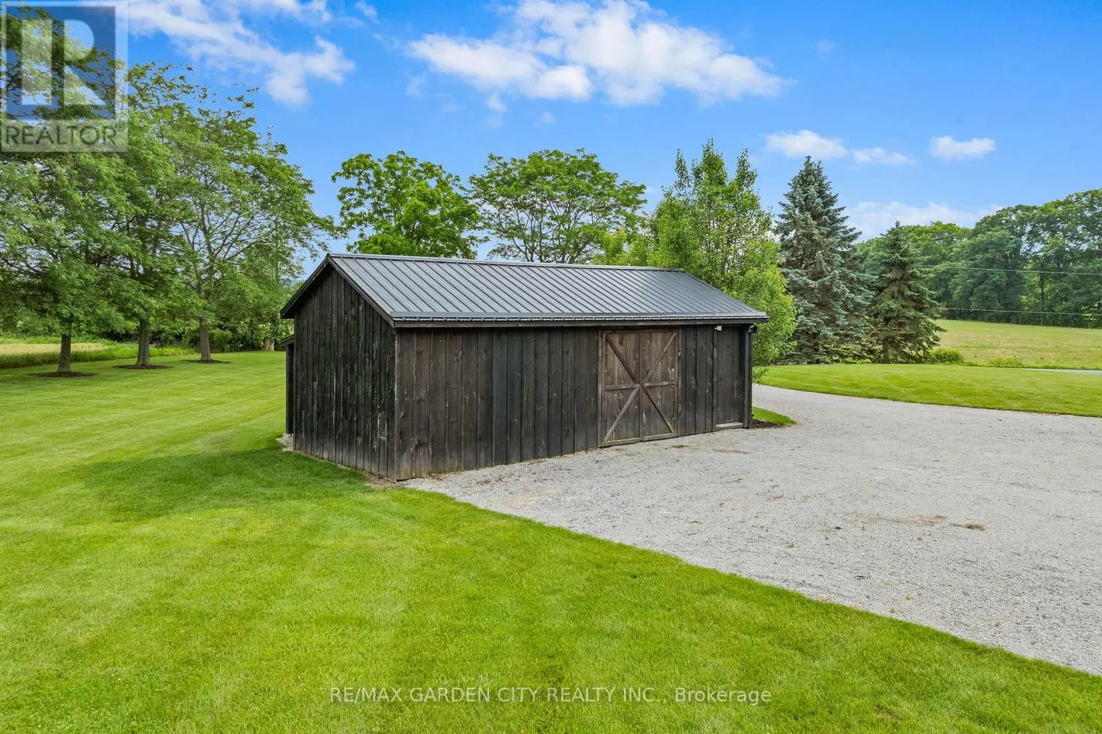 809 KILMAN ROAD