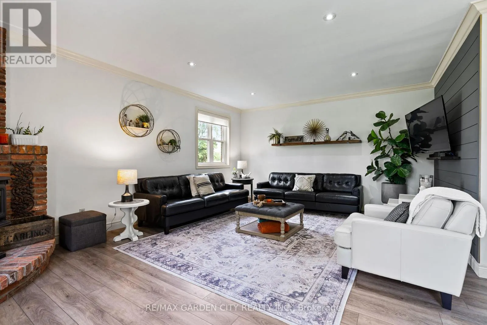 809 KILMAN ROAD