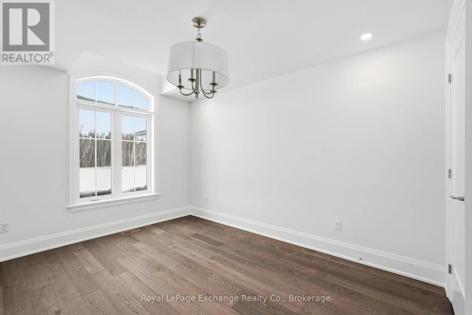 90 INVERNESS STREET N