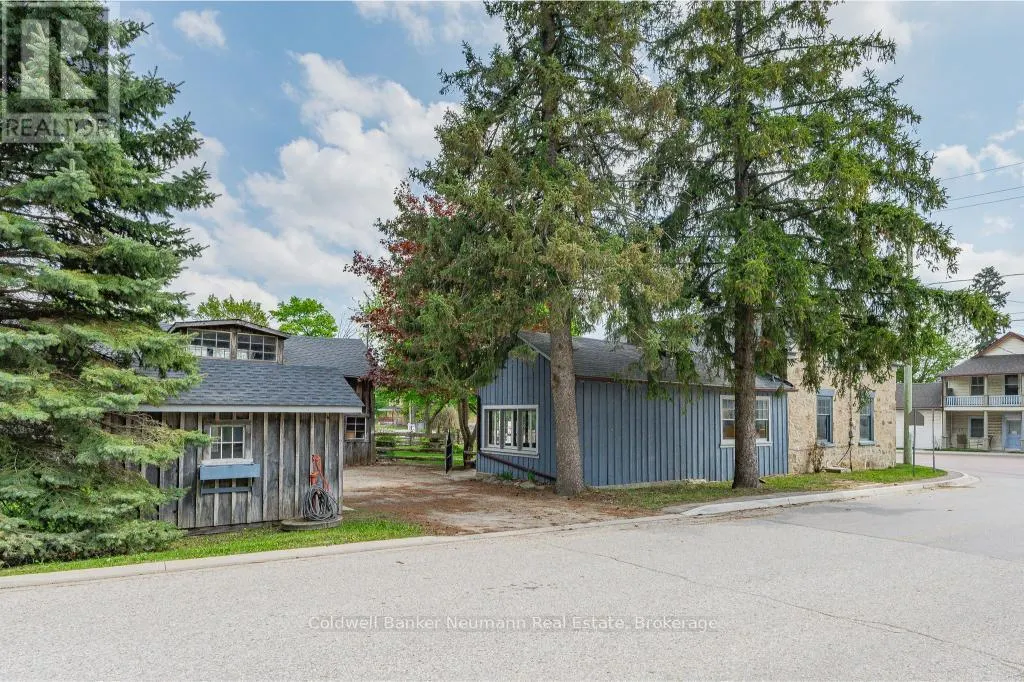 52 BROCK ROAD S