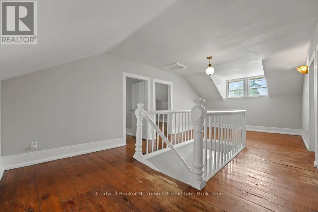 52 BROCK ROAD S