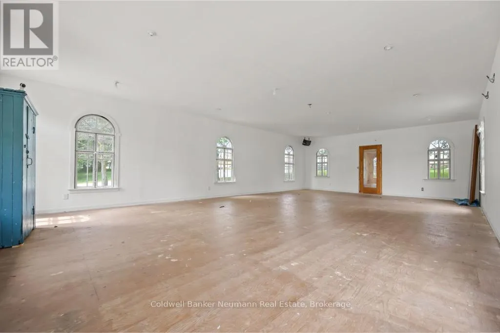 52 BROCK ROAD S