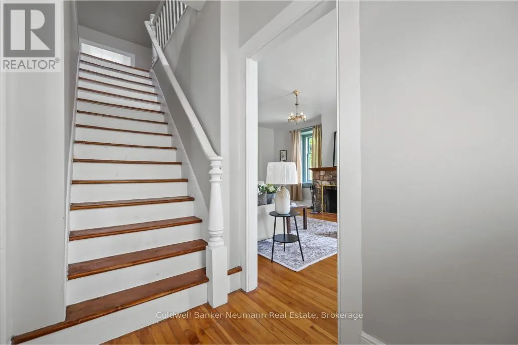 52 BROCK ROAD S