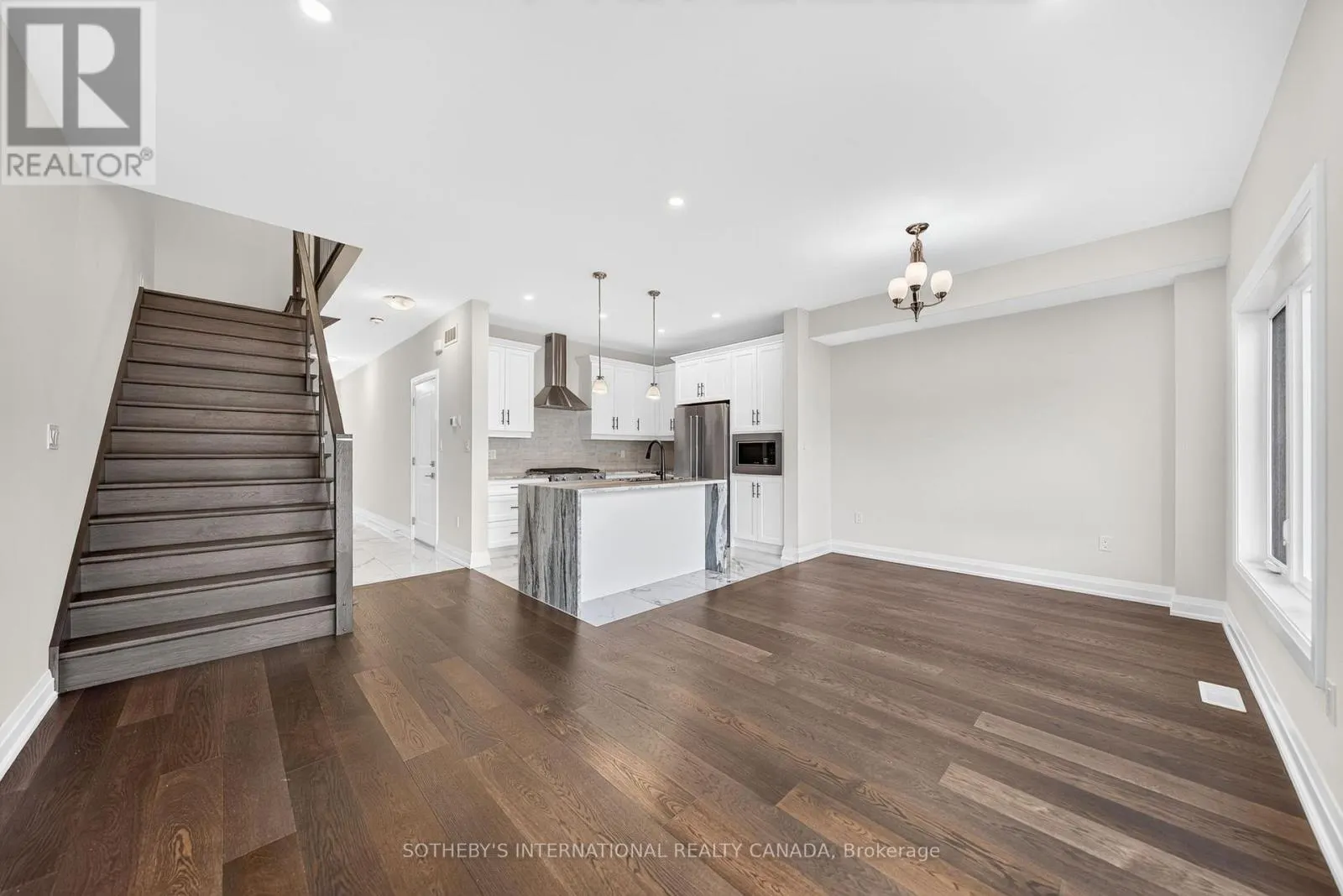 14 - 675 VICTORIA ROAD N