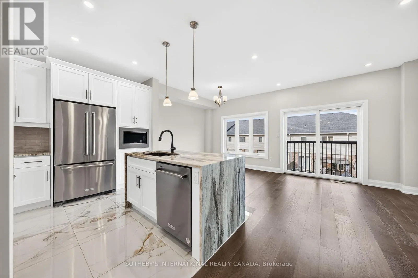 14 - 675 VICTORIA ROAD N