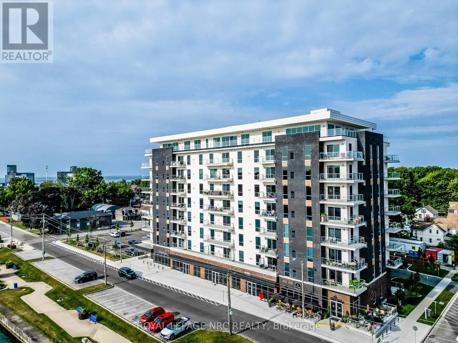204 - 118 WEST STREET #204