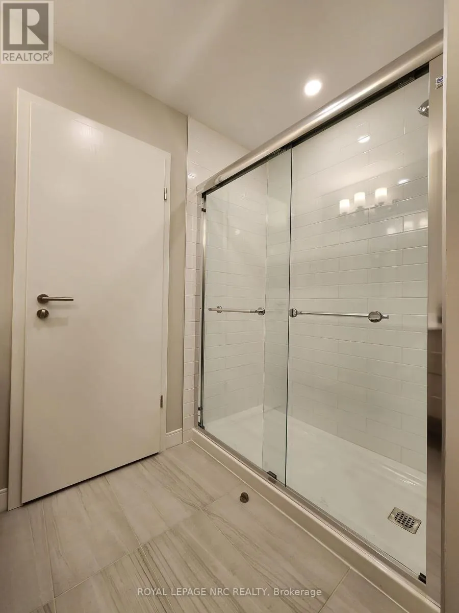 204 - 118 WEST STREET #204