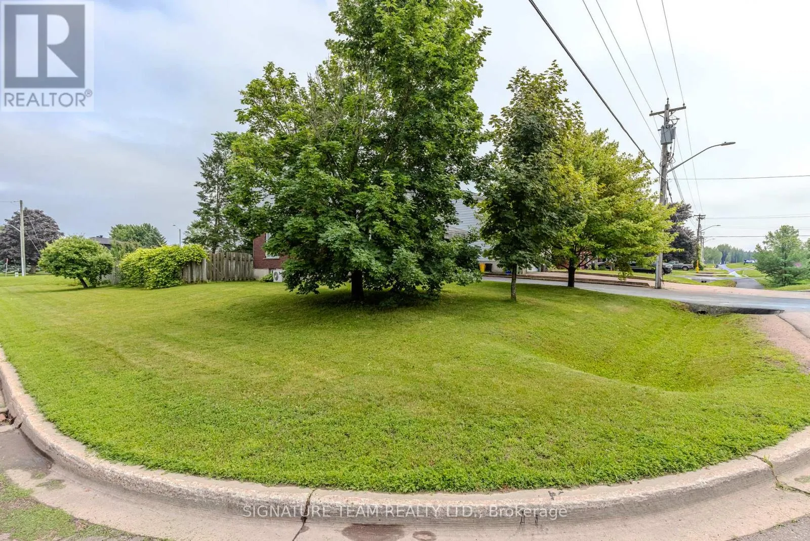 401 BROADVIEW DRIVE