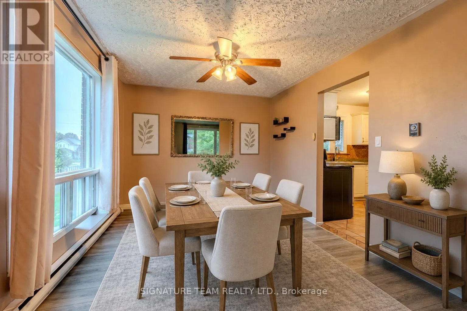 401 BROADVIEW DRIVE