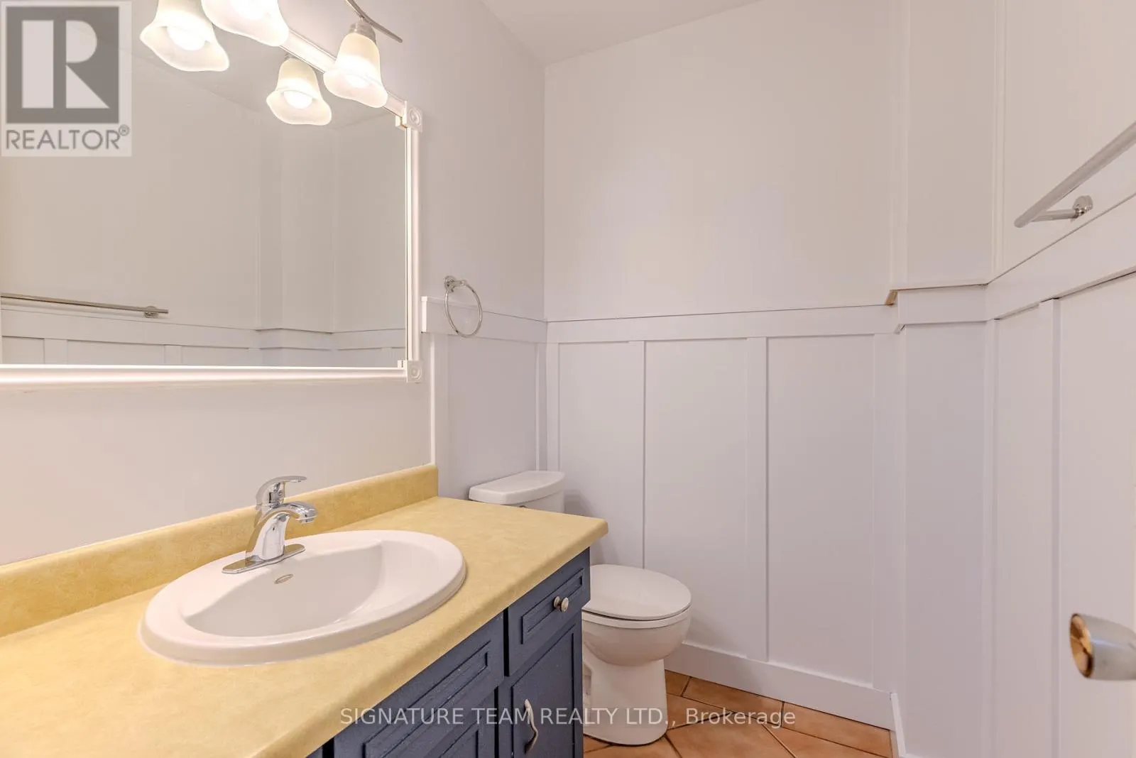 401 BROADVIEW DRIVE