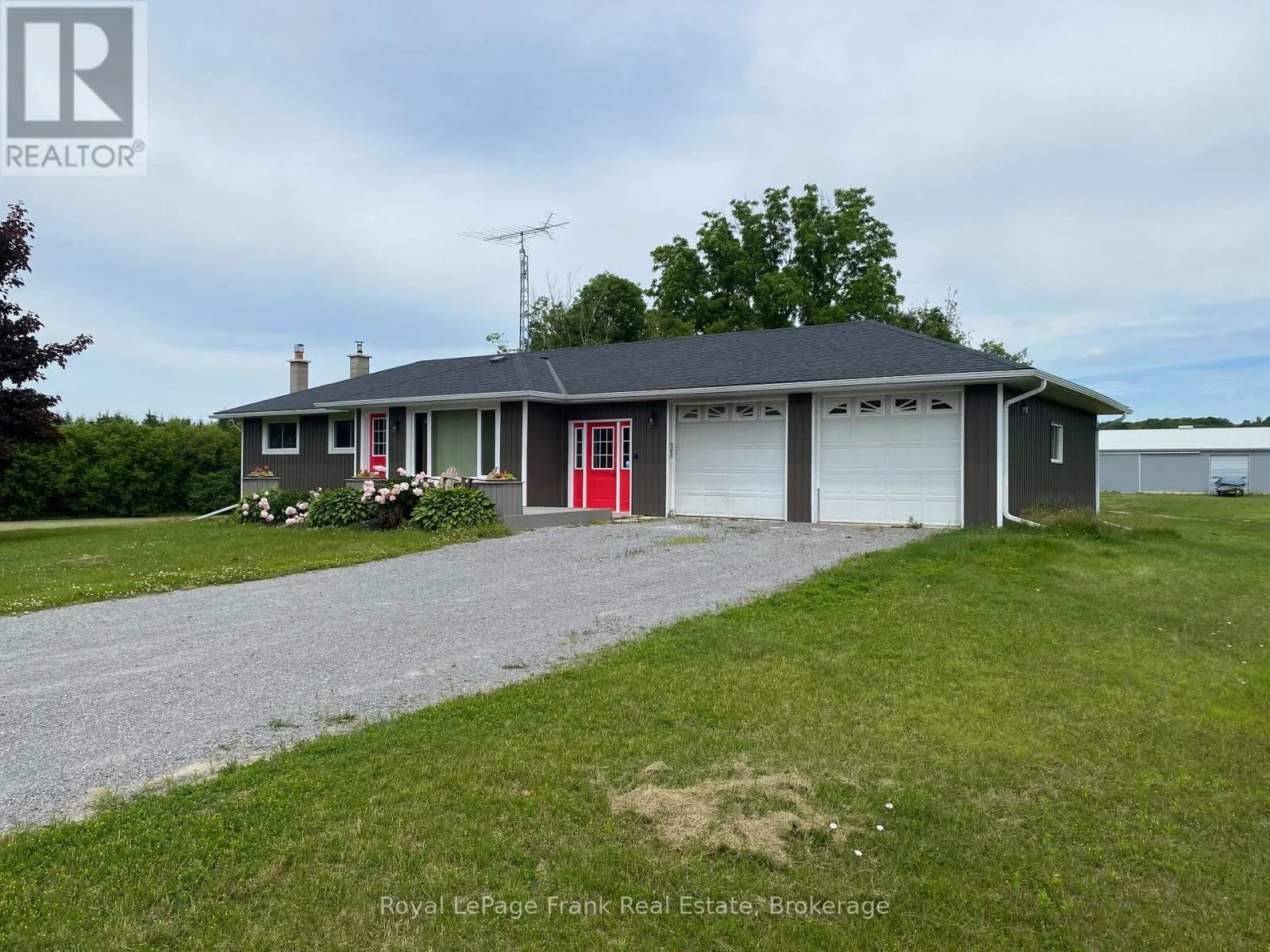 LOWER LEVEL - 2350 7TH LINE
