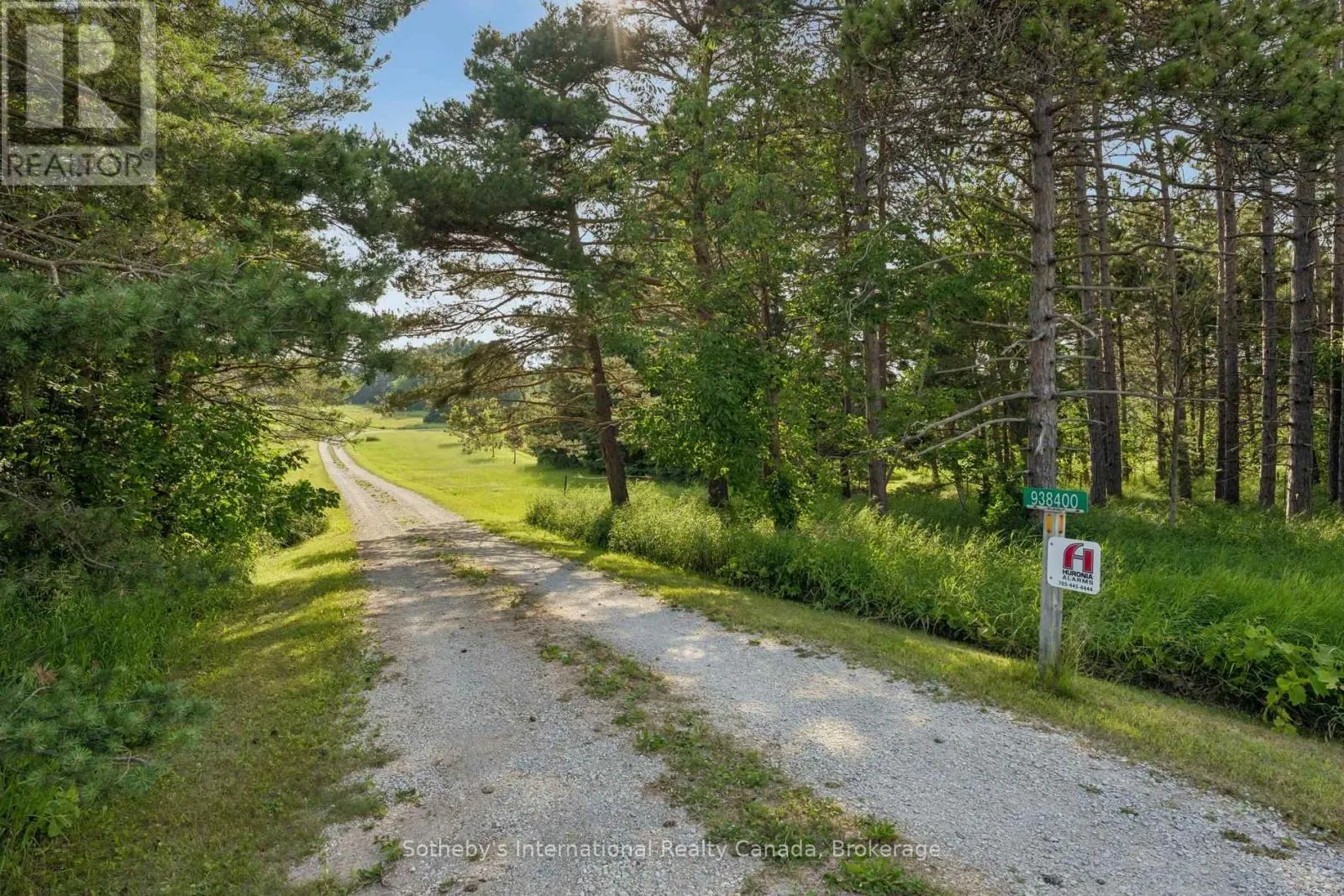 938400 AIRPORT ROAD