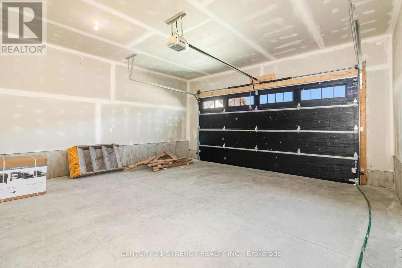 LOT 00 STAN STREET