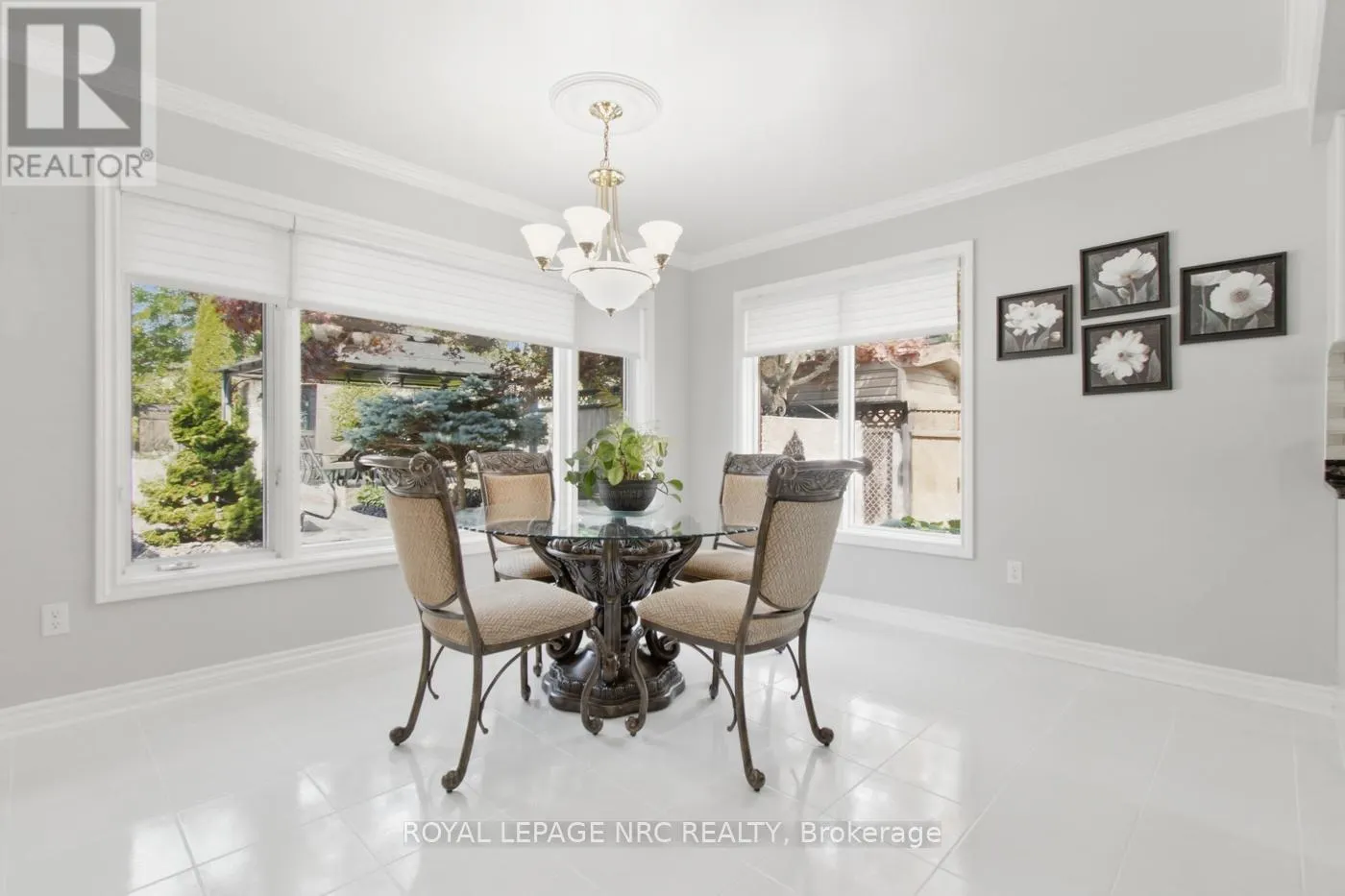 4 GREENVALE COURT