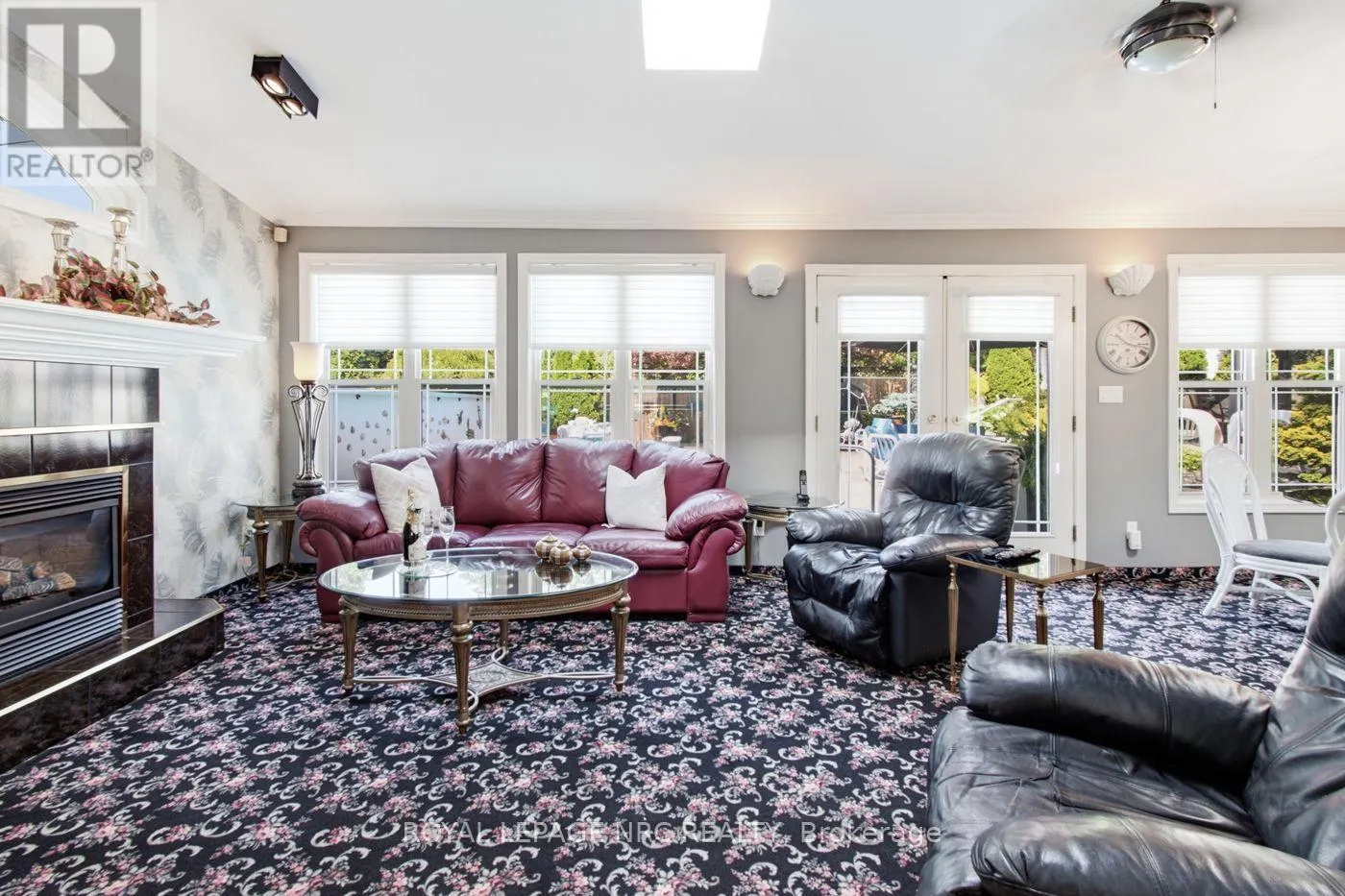 4 GREENVALE COURT