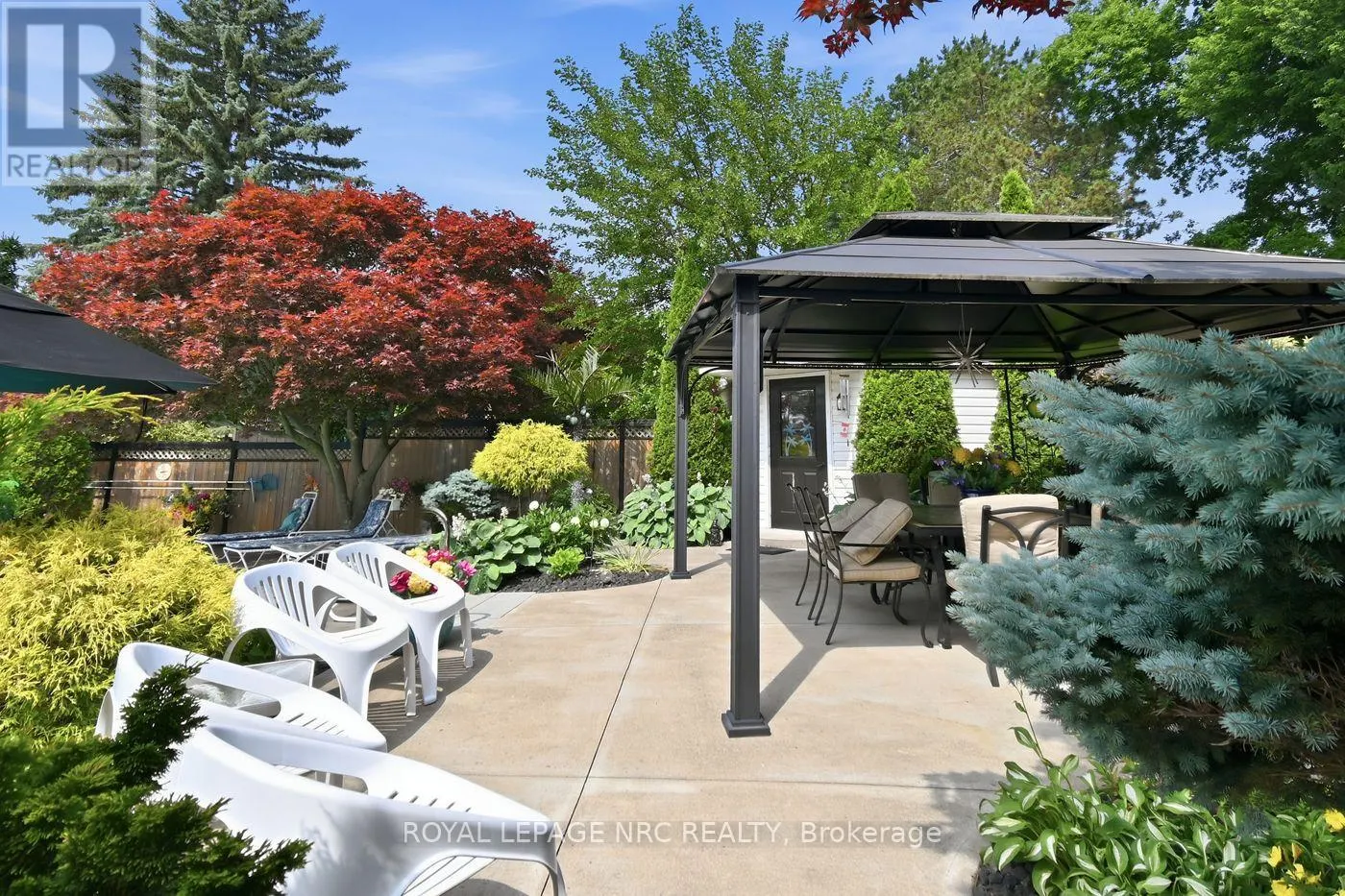4 GREENVALE COURT
