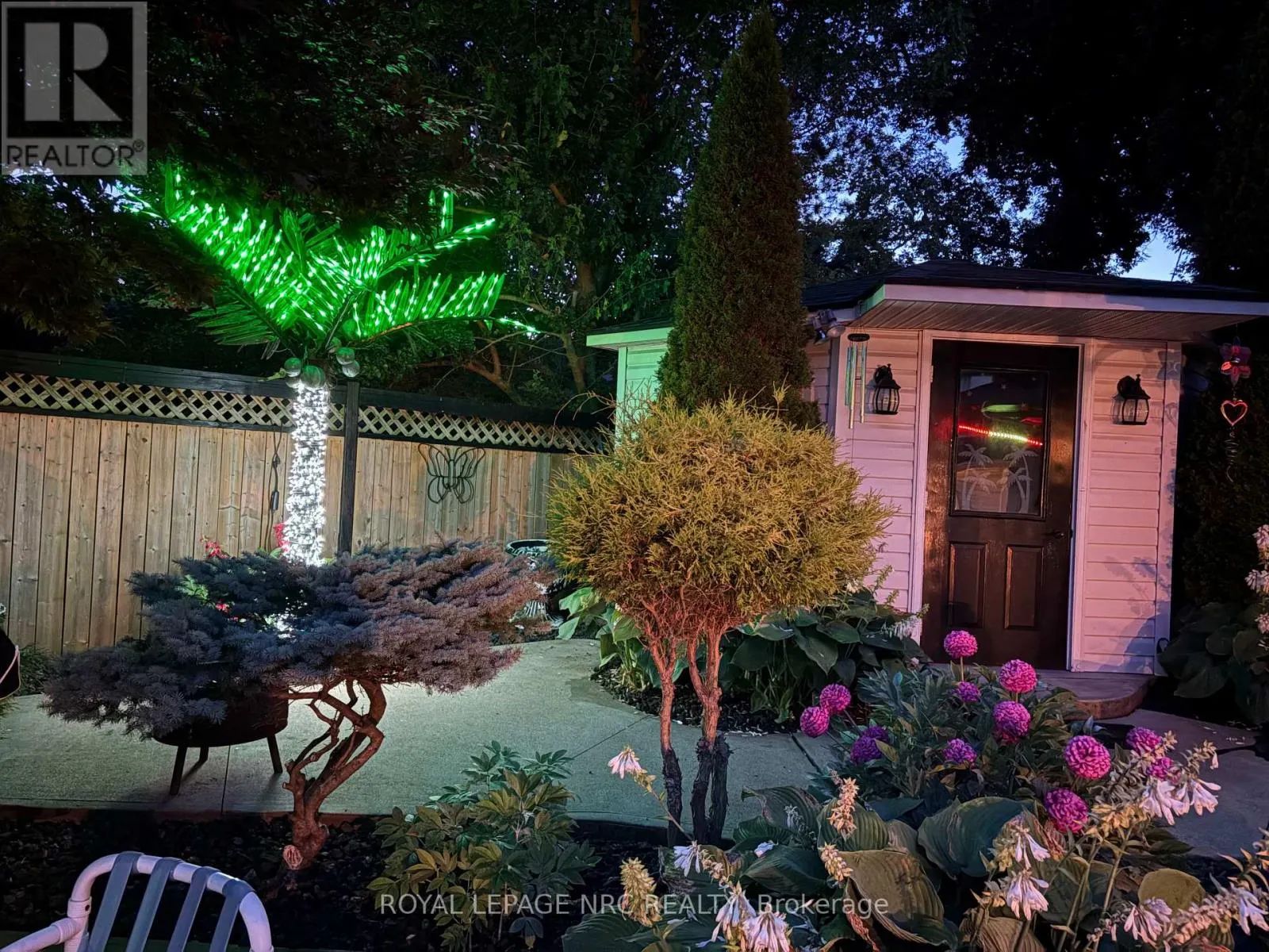 4 GREENVALE COURT