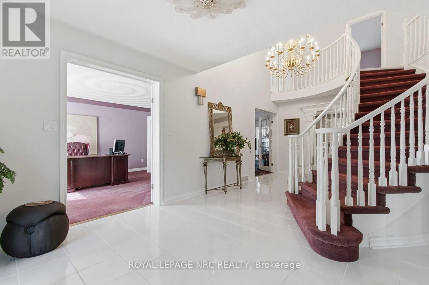 4 GREENVALE COURT