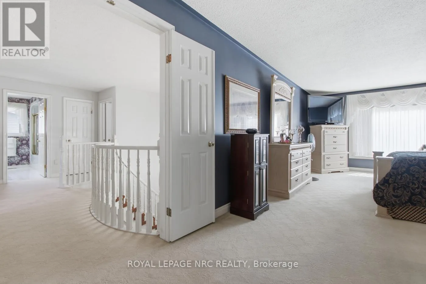 4 GREENVALE COURT
