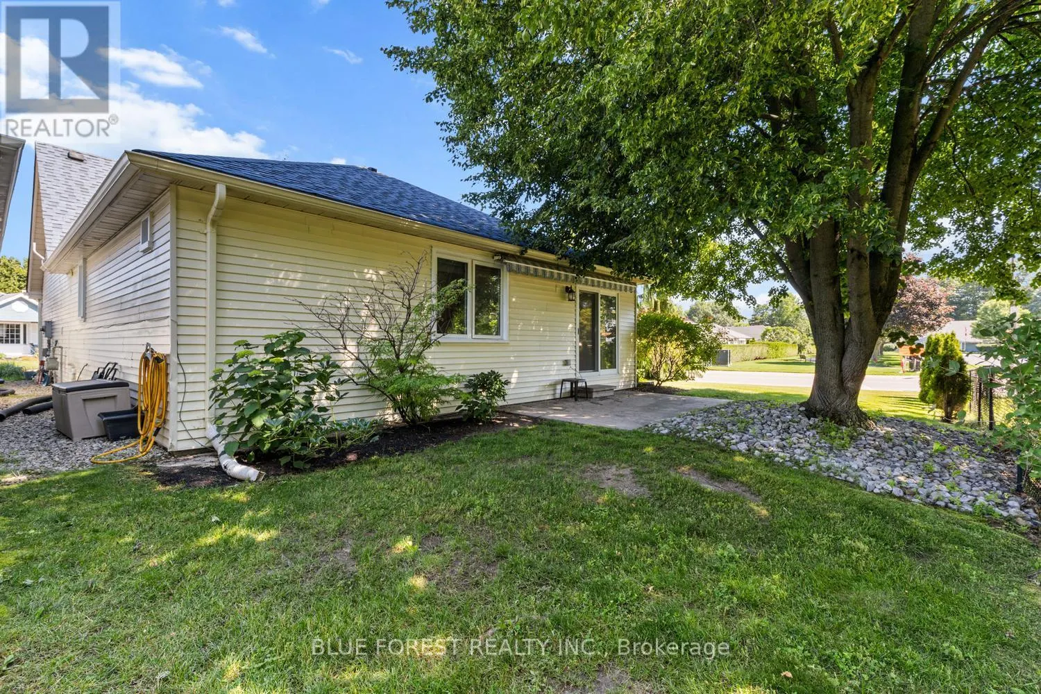 1 SINCLAIR DRIVE