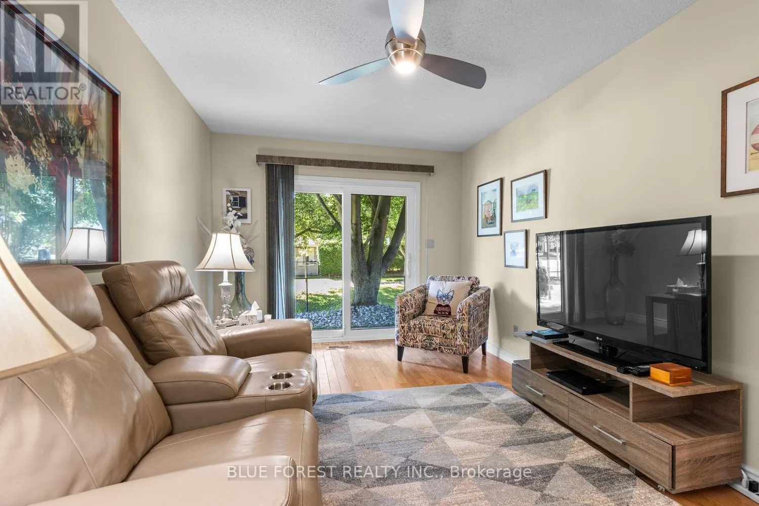 1 SINCLAIR DRIVE