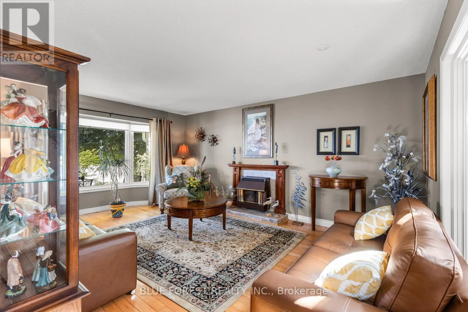 1 SINCLAIR DRIVE
