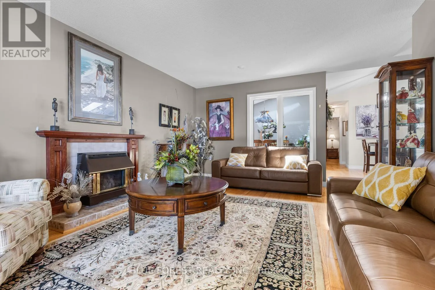 1 SINCLAIR DRIVE