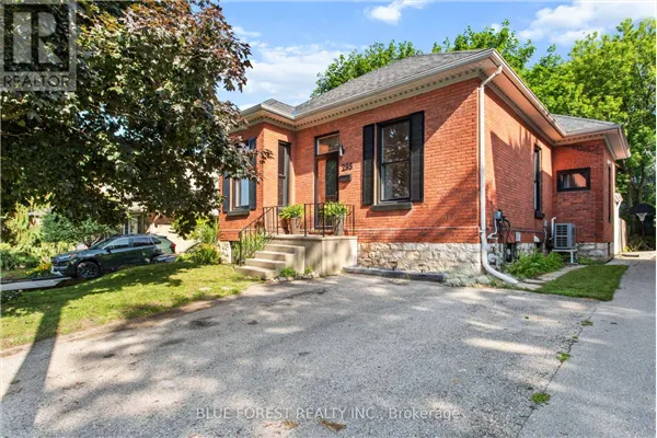 295 BULLER STREET