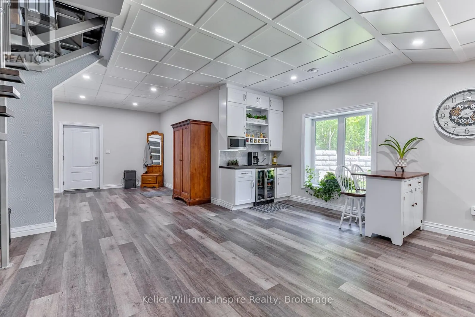 402 LAPASSE ROAD