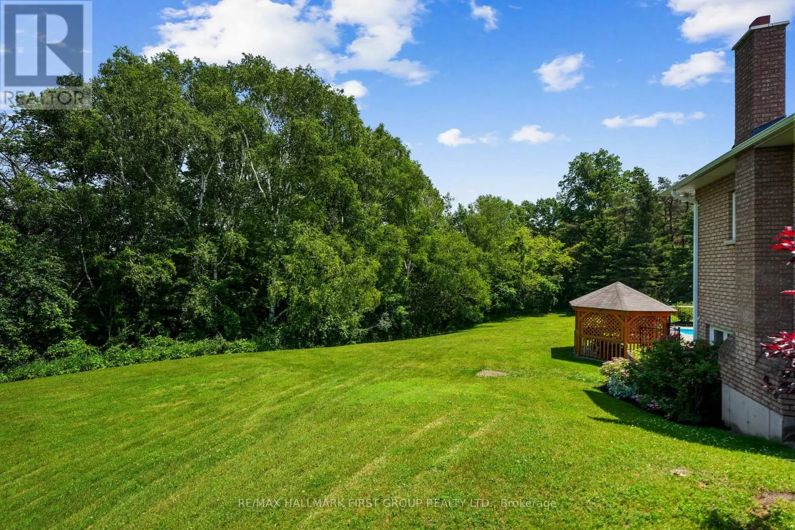 3211 CHARBROOK CRESCENT