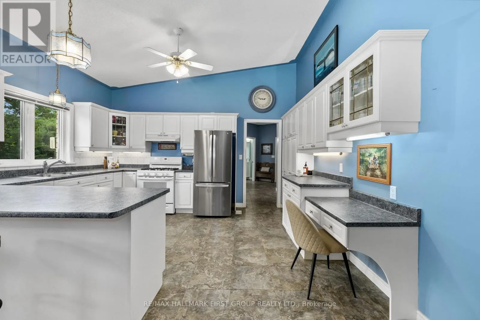 3211 CHARBROOK CRESCENT