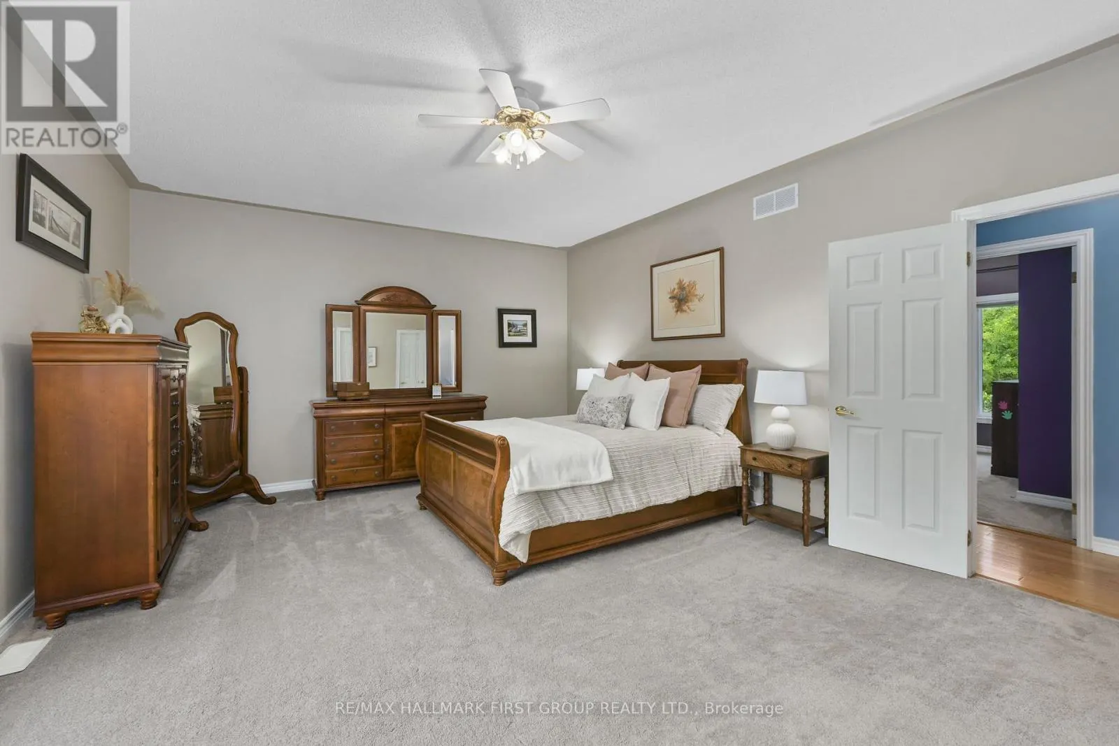 3211 CHARBROOK CRESCENT